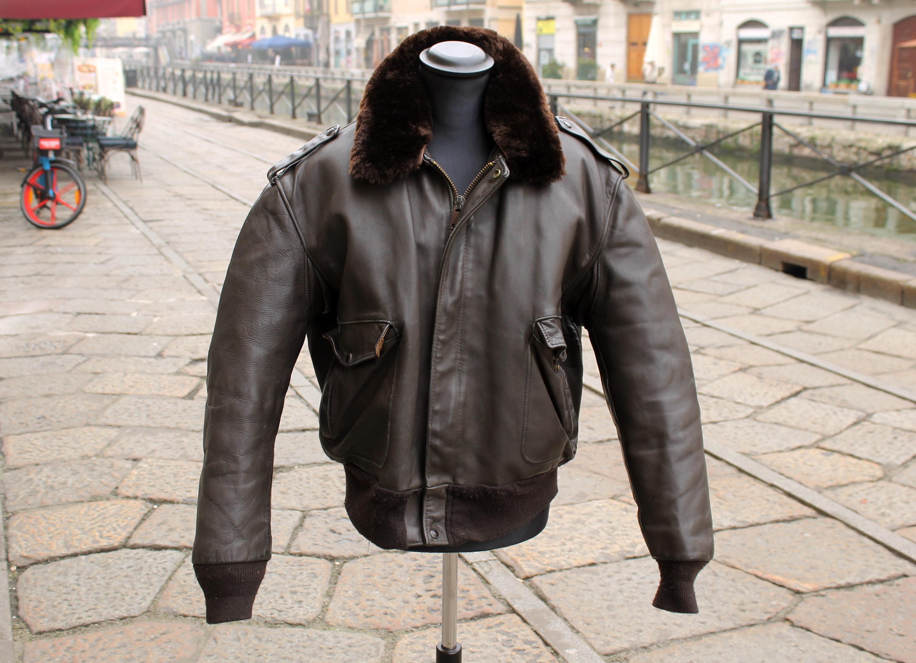 ショット　184sm Lilly ショット SCHOTT 184SM A-2 レザーフライトジャケット (アメリカ製