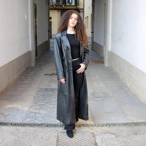 Trench-coat en cuir long à double boutonnage Vunic des années 90 pour femmes taille L