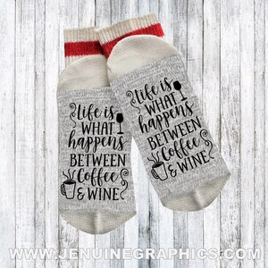Funny socks - Novelty Socks - mom gift idea - Words on socks - funny gift idea - text on socks - custom socks - if you can read this socks