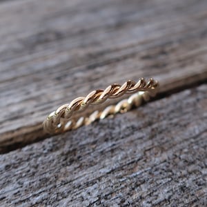 750/- yellow gold cord ring 2 mm handmade!