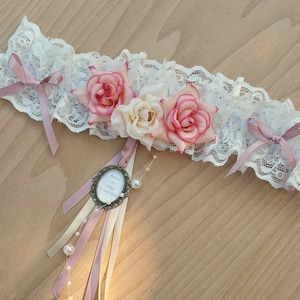 Rose gold bridal garter, wedding accessory, personalized ivory lace, large size, custom made