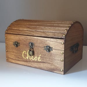 Houten schatkist, gepersonaliseerde verjaardagspiraat, met hangslot, souvenirdoos voor bruiloften, Saperlipopette Création