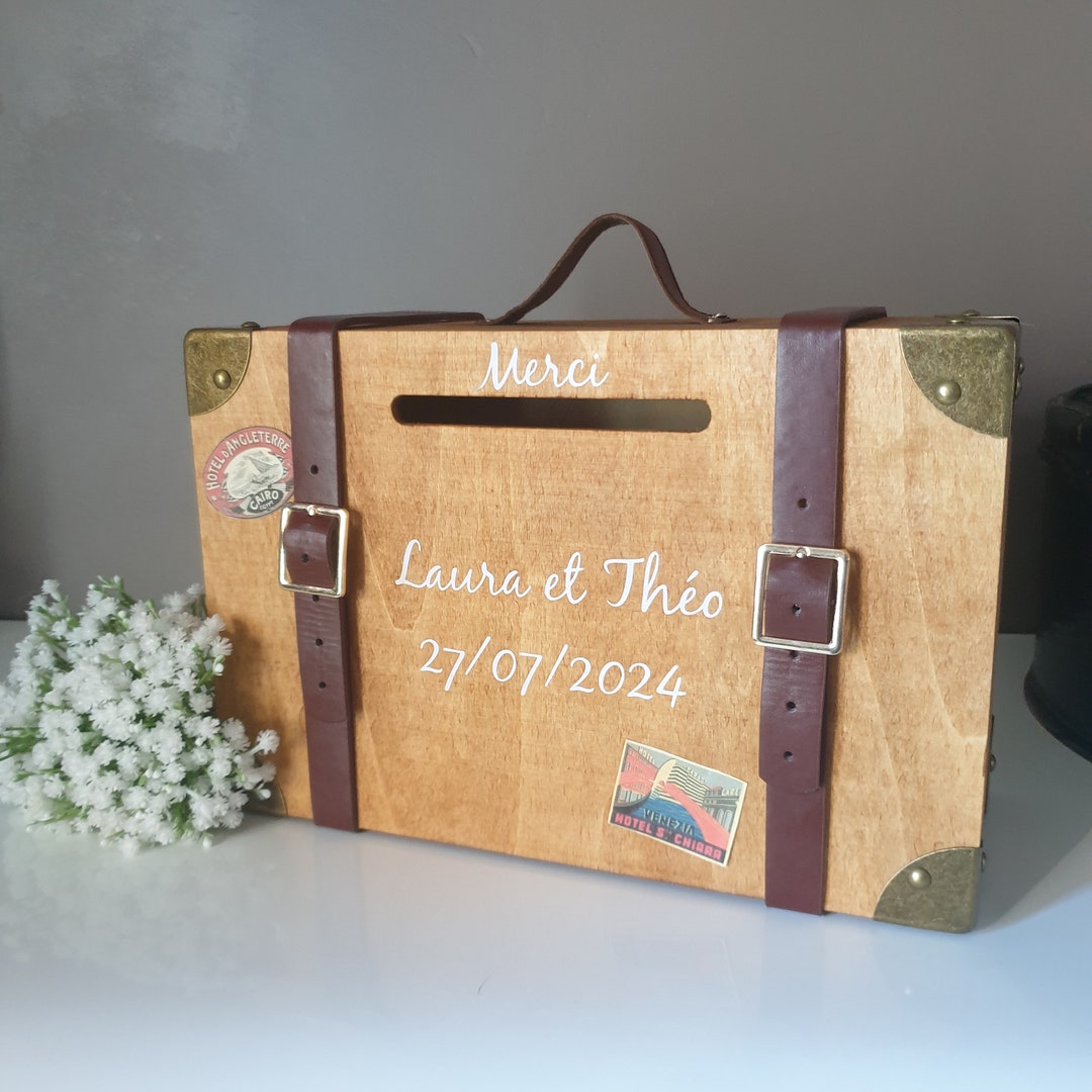 large-personalized-wooden-suitcase-urn-vintage-travel-theme-wedding