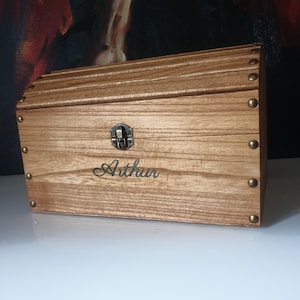 Houten piratenschatkist, gepersonaliseerd cadeau, bewaardoos met hangslot, Saperlipopette Création