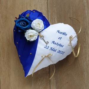 Royal blue and gold wedding décor, urn set, guestbook, custom matching wedding ring cushion, Saperlipopette Création