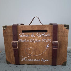 Urne mariage Valise personnalisée, mariage thème voyage, avion, vintage, bois