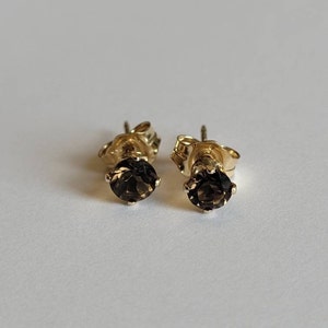 Gold Filled Smoky Quartz  studs l Stud Earrings| 4MM Quartz studs | genuine AAA-grade Smoky quartz  gemstones  | Brown studs | tiny studs
