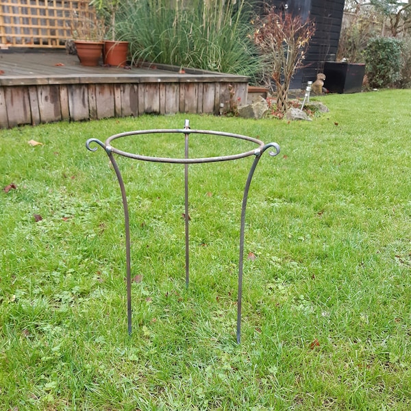 Commercial Grade Herbaceous/Peony Plant Garden Support in 5/16" (8mm) Bar