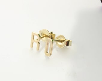 14K Gold Initial Stud Earrings: Dainty Personalized Letter Jewelry