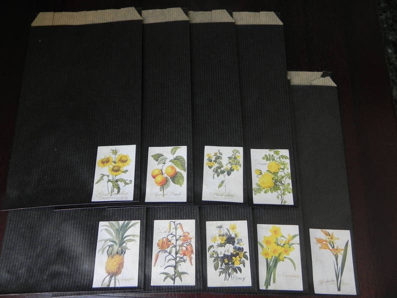 Floral collection 9 12 x 20 gift bags decorated with flowers
