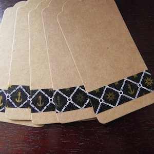 THEME MARIN CHIC....45 étiquettes en papier cartonné mesurant  9 x 4 cm