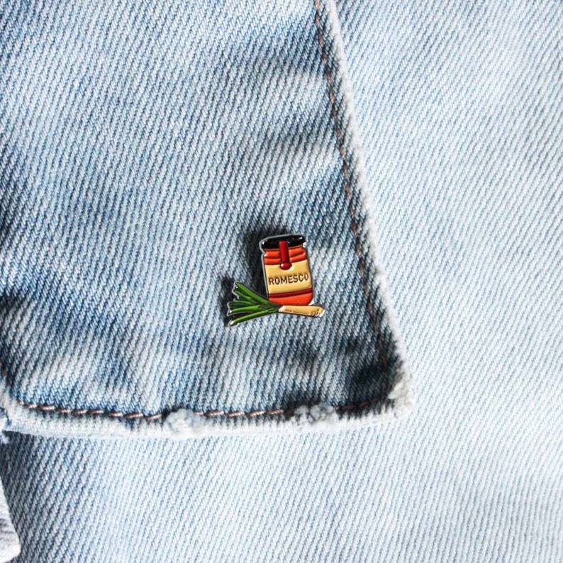 Calçots Enamel Pin Calçots Brooch Pin Vegetable Pin Etsy