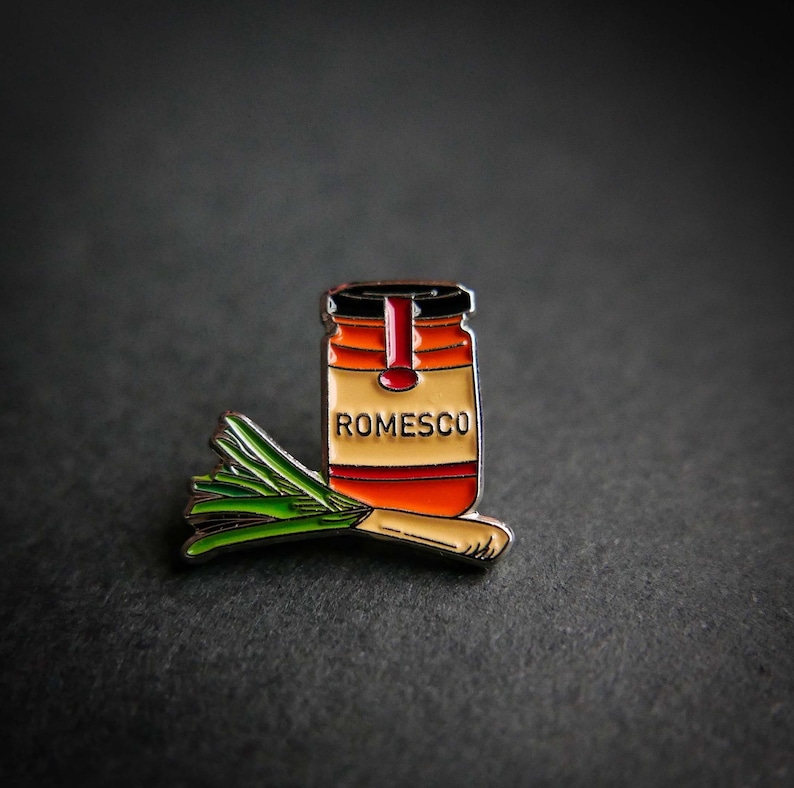 Calçots Enamel Pin Calçots Brooch Pin Vegetable Pin Etsy
