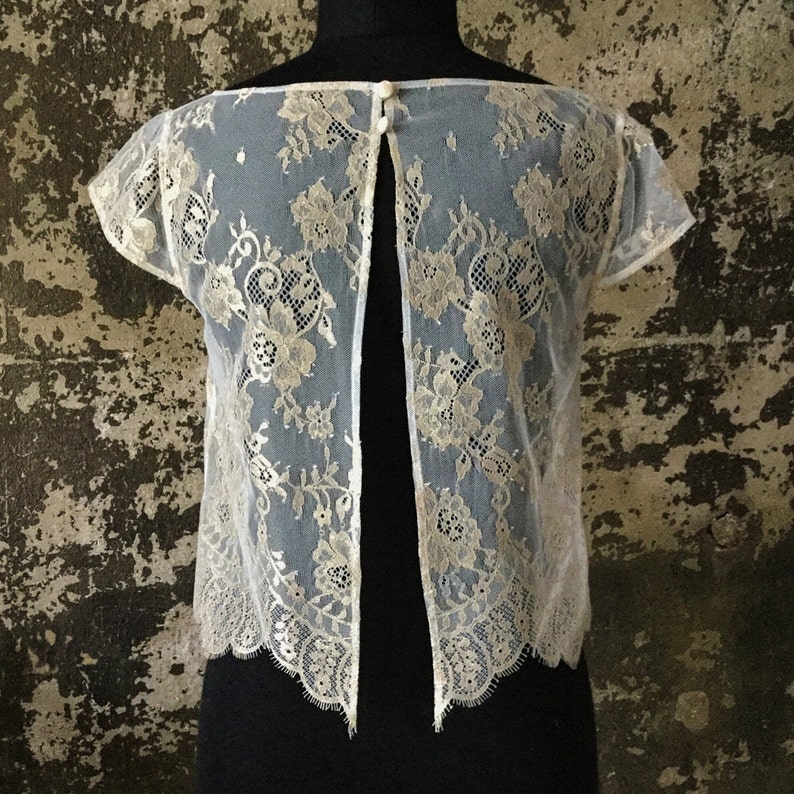 Bridal Cover Up Wedding Dress Topper Wedding cover up Lace Bolero Dress Topper Wedding Top Bridal Lace Top Wedding Separates