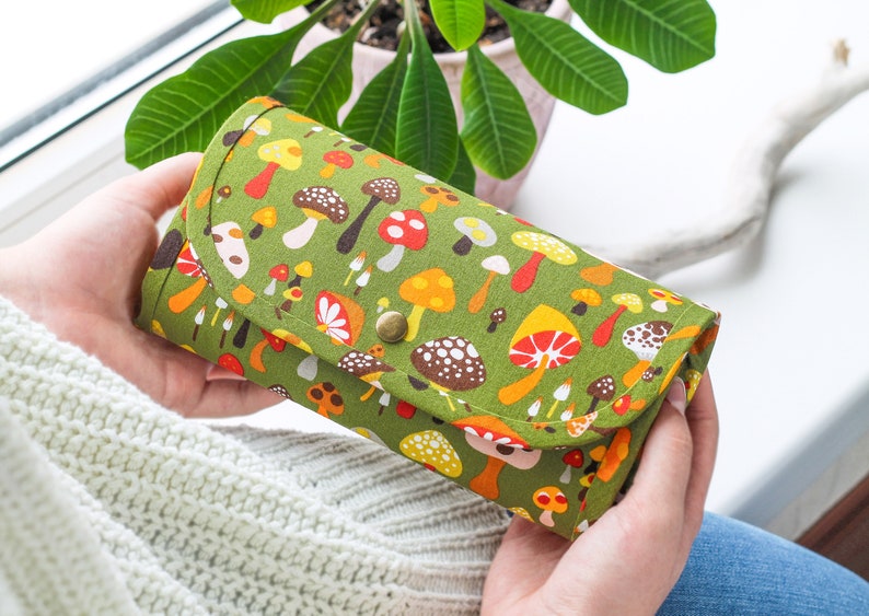 fabric wallets and purses