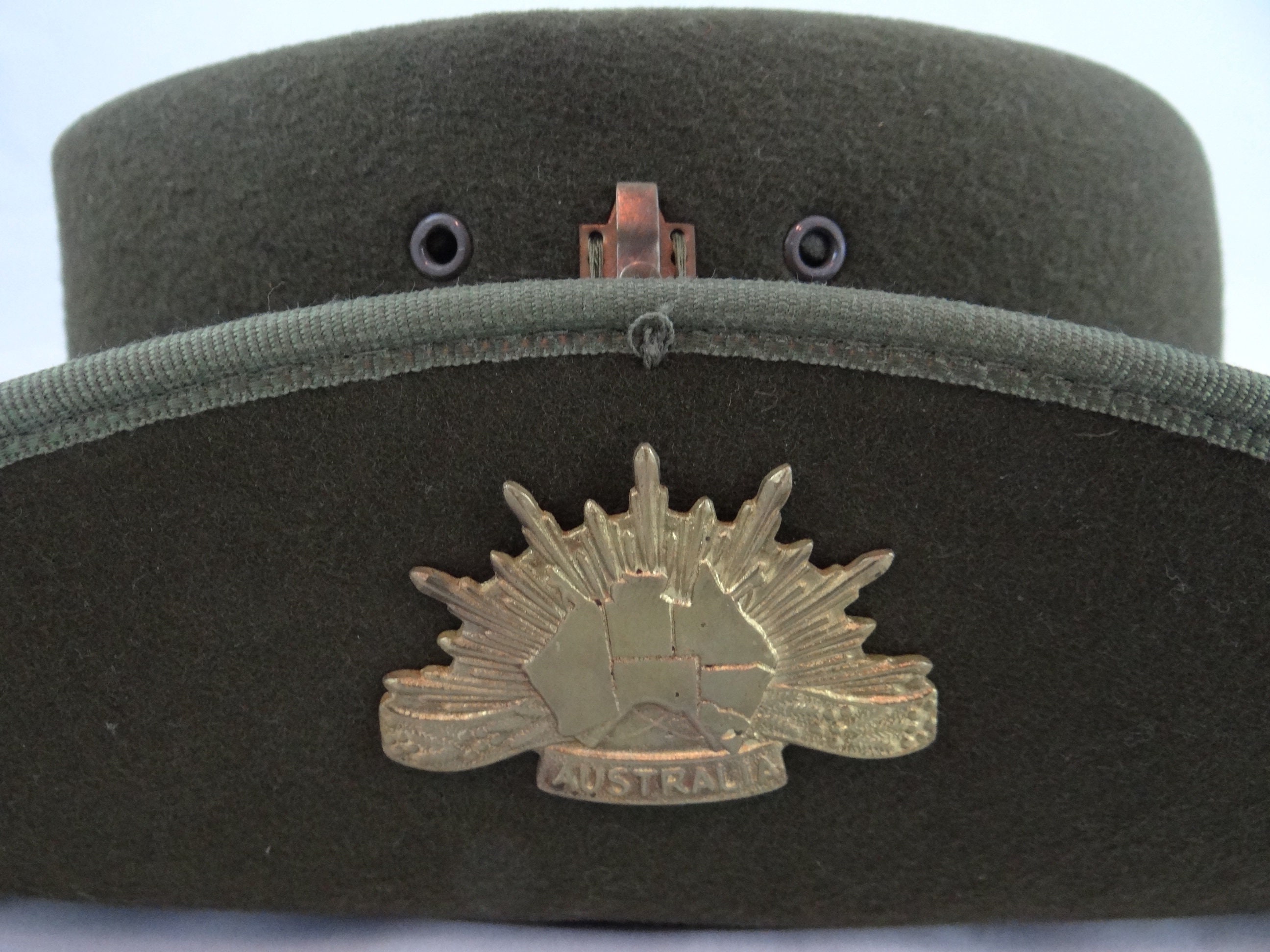 Akubra Military Hat slouch Hat Suede 