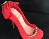 Gumpaste fondant sugar shoe heel cake topper decoration Christian Louboutin desing inspired