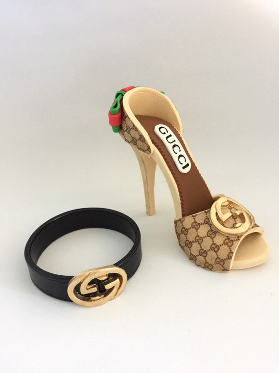 Gucci belt and shoe sugar cake toppers 