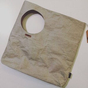 Vegan, minimalist SnapPap® design bag