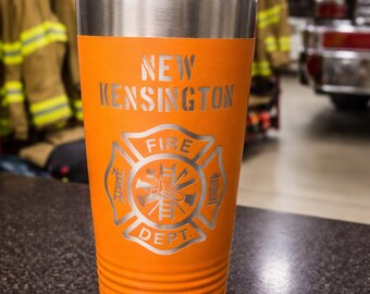 Vaso grabado del Departamento de Bomberos / Taza de viaje de acero inoxidable para bomberos / Regalo para socorristas / Taza térmica de 20 oz