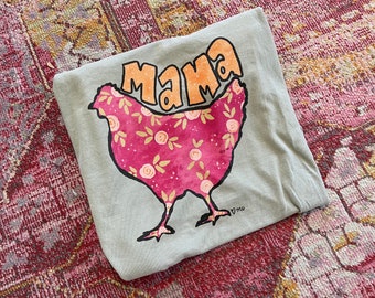 Mama Henne Komfort Farben T-Shirt, Huhn Shirt, Mama Huhn Tshirt, Salbei grünes T-Shirt für Bauernmädchen, Cottagecore Huhn Shirt