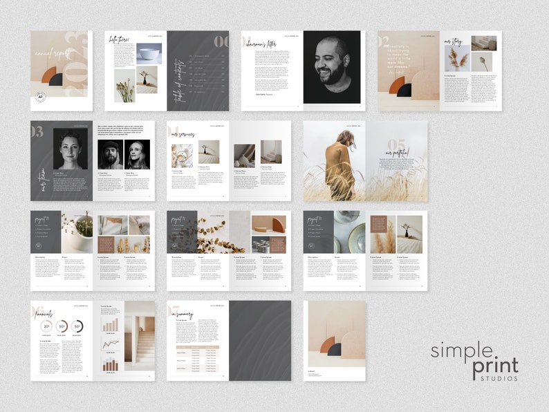 Puede incluir: Un dise&ntilde;o de revista con una paleta de colores neutros beige, marr&oacute;n y gris. La revista presenta im&aacute;genes de personas, plantas y objetos. El texto en las p&aacute;ginas incluye las palabras "informe anual", "nuestra historia", "nuestro viaje", "nuestra gente" y "simple print studios".