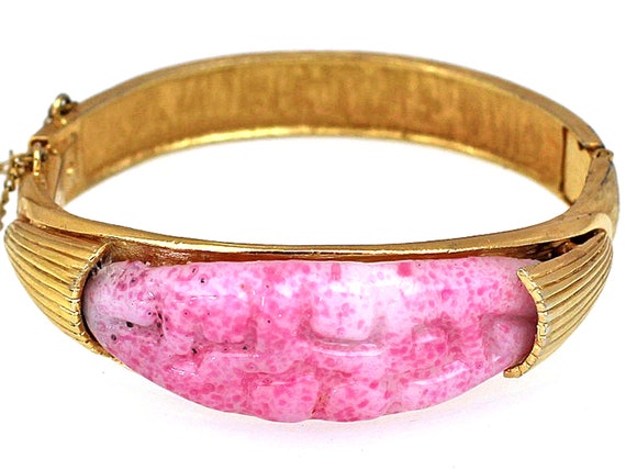Vintage Kramer Bracelet, Faux Pink Jade, Pink Glas