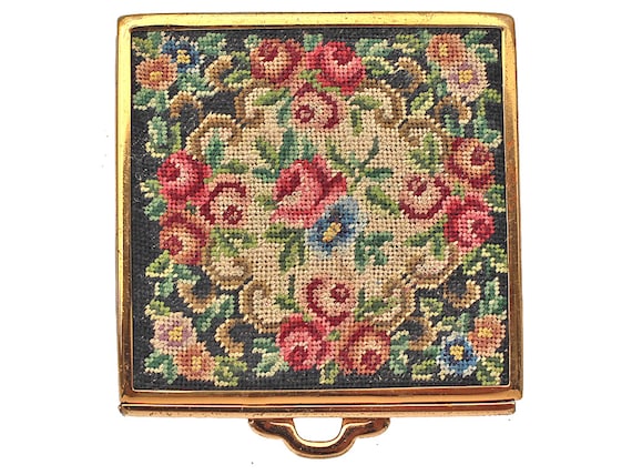 Vintage Compact, Schildkraut Compact, Hand Made Pe