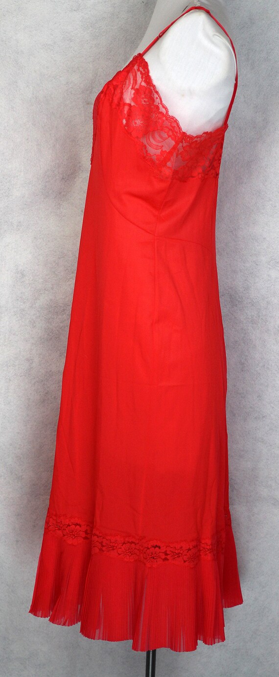 1950s Vintage Full Slip, Vanity Fair Slip, Red Sl… - image 6