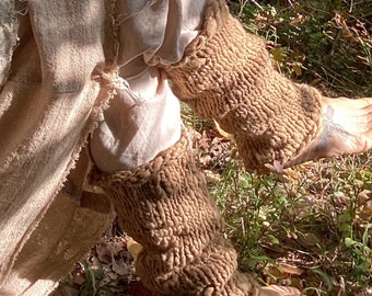 Beenwarmers scheerwol handgesponnen plantaardig geverfde dikke wol primitief rauw
