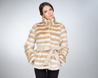 Abrigo de piel sintética beige chinchilla hecho a mano - Abrigo de invierno para mujer
