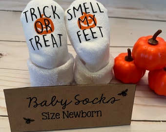 Hilarious Halloween newborn baby socks!! Funny baby shower gift! Perfect for boys or girls!! Babies first Halloween!! Trick or treat