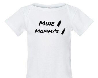 Biberon Mommy's Bottle Comedy Milk and Wine Jumper ou T-shirt couleur cendre | Funny Baby Clothes Jumpsuit Pyjamas & Bodysuit - PJ