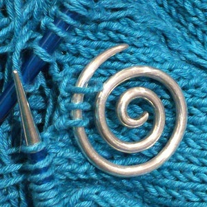 Spiral Cable Knitting Needle image 1