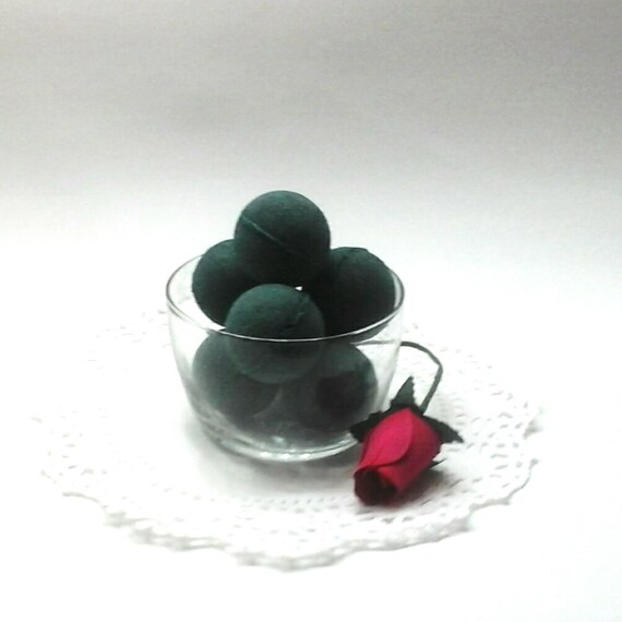 Black Bath Bombs Set of 6 Activated Charcoal Mini Bath Bombs Bath