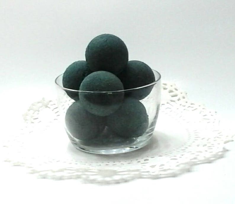 Black Bath Bombs Set of 6 Activated Charcoal Mini Bath Bombs Bath Fizzy