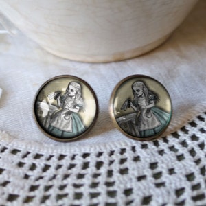 Alice in Wonderland &quot;Drink Me&quot; Potion Vintage Inspired Stud Earrings