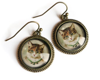 Victorian Calico Cat Vintage Inspired Drop / Dangle Earrings