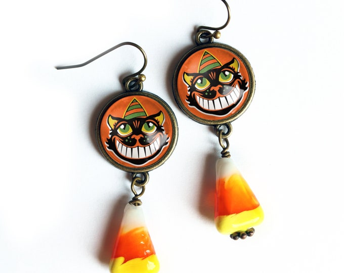 Grinning Retro Halloween Black Cat w/ Candy Corn Vintage Inspired Drop / Dangle Earrings
