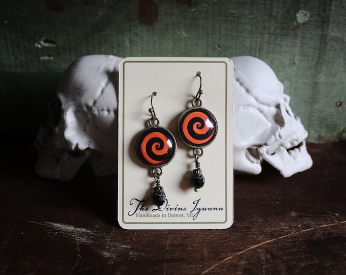 Orange and Black Spiral Swirl Halloween Vintage Inspired Drop / Dangle Earrings