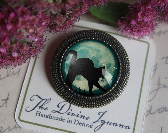 Black Cat on Full Moon Vintage Inspired Pin Brooch
