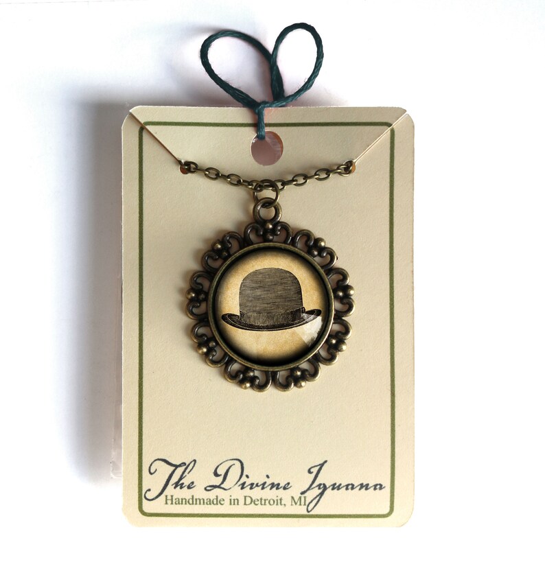 Steampunk Men/'s Bowler Hat Large Pendant Necklace in Ornate Frame