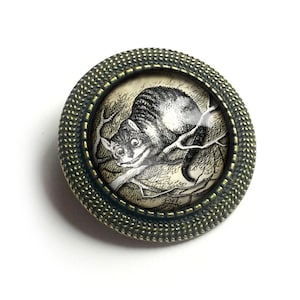 Alice in Wonderland Cheshire Cat Vintage Inspired Pin Brooch