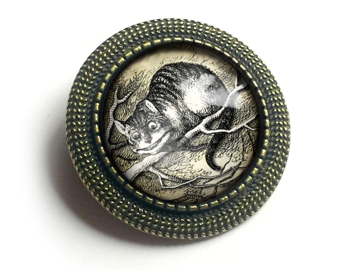Alice in Wonderland Cheshire Cat Vintage Inspired Pin Brooch