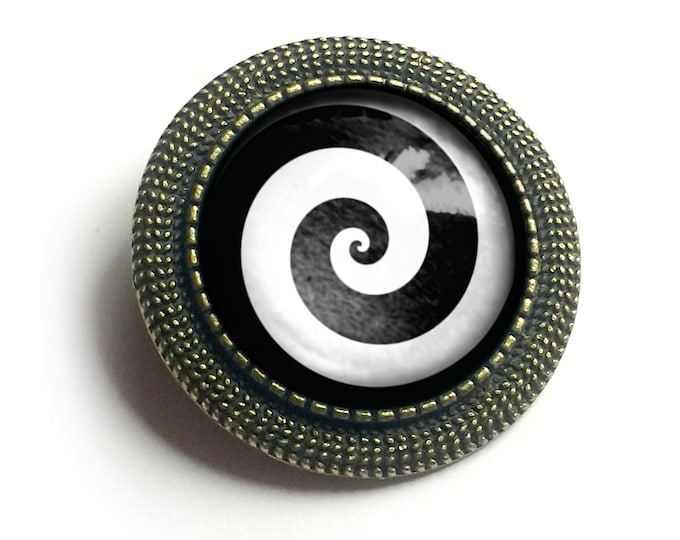 Hypnotist Black and White Spiral Swirl Vintage Inspired Pin Brooch