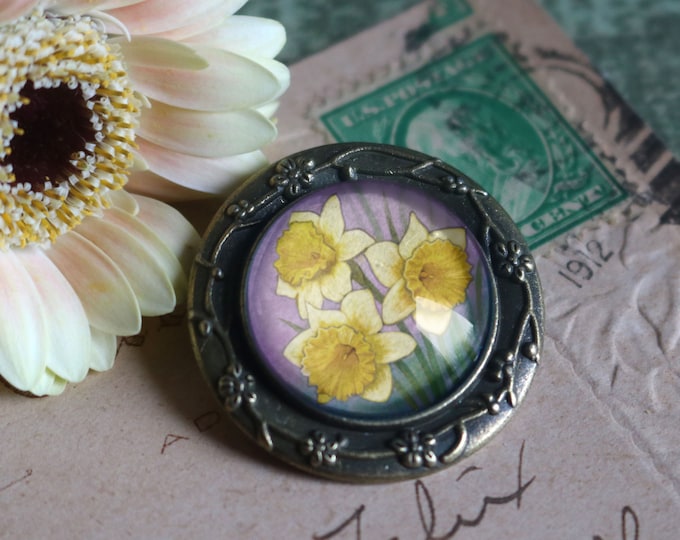 Art Nouveau Daffodil Vintage Inspired Pin Brooch