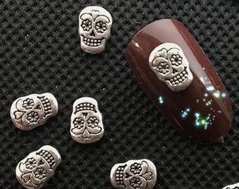 10 pcs Silver tone 3d Nail Art Skull Charms Metal Trendy Fashion Design Stickers Birthday Gift For Her UV Resin Embellishment Decorations