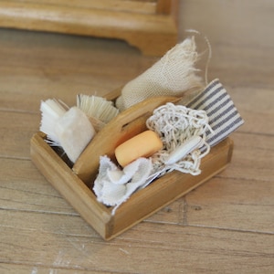 dollhouse housemaids box, miniature basswood maid's tray with tools , 1:12 scale dolls house cleaning equipment