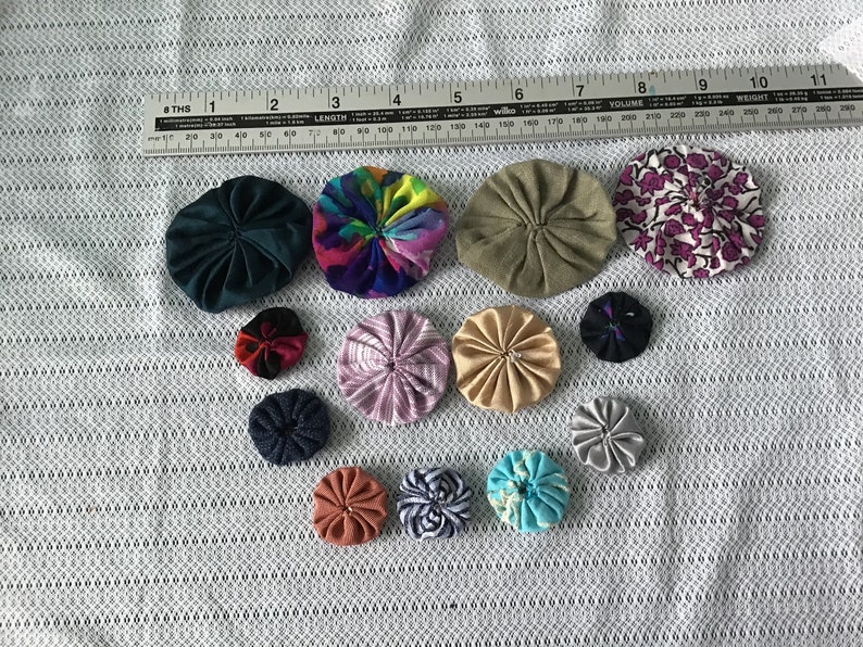 Fabric Yo Yo Suffolk Puffs Embellishments Mixed Colours Sizes Etsy