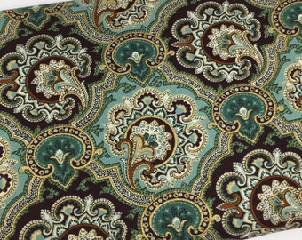 Paisley Medallion Fabric, Green Metallic Gold, Fabric by the yard, Fat Quarter, Quilting Fabric, Apparel, 100% Cotton B1-19..